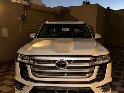 2025 تويوتا لاند كروزر جي اكس ار