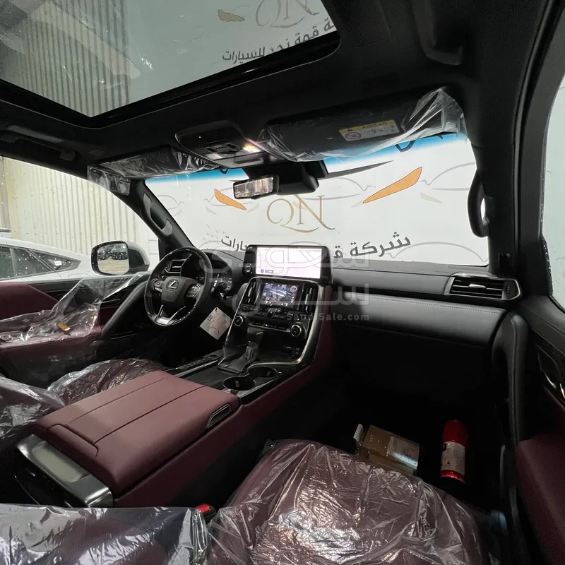 2026 لكزس إل إكس 600