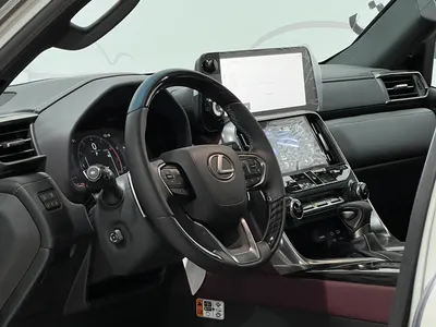 2026 لكزس إل إكس 600