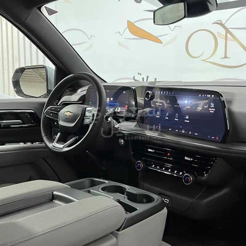 2025 Chevrolet Tahoe LS