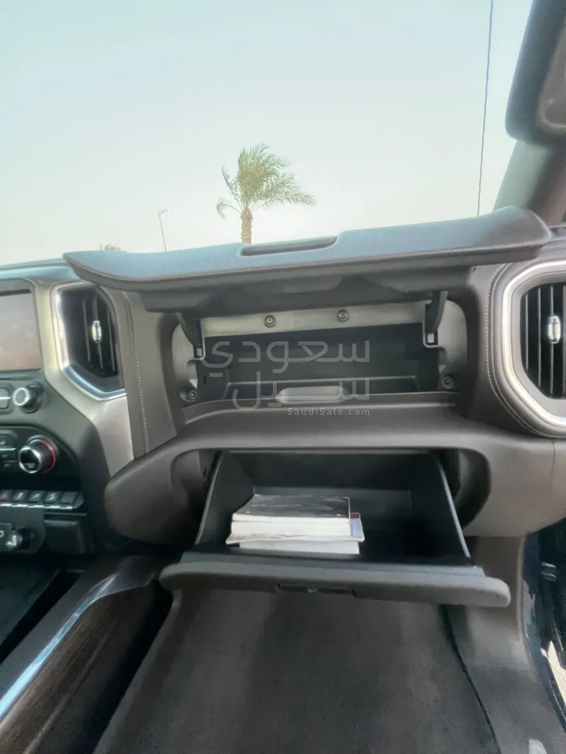 2020 شفروليه سلفرادو تريل بوس