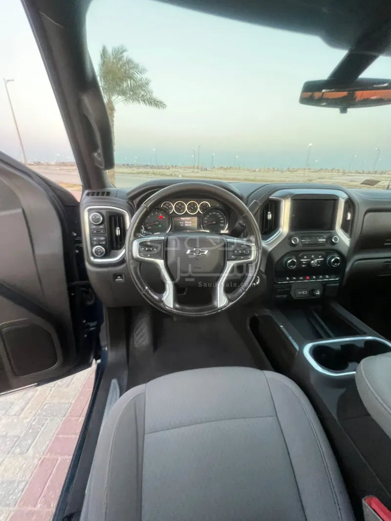 2020 شفروليه سلفرادو تريل بوس