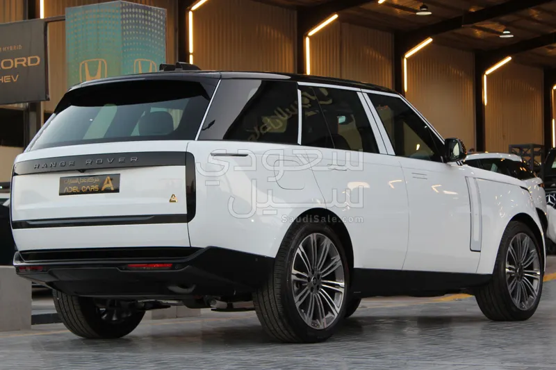 2026 Land Rover Range Rover HSE