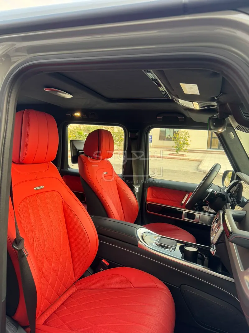 2025 مرسيدس - بنز جي 63 أي إم جي