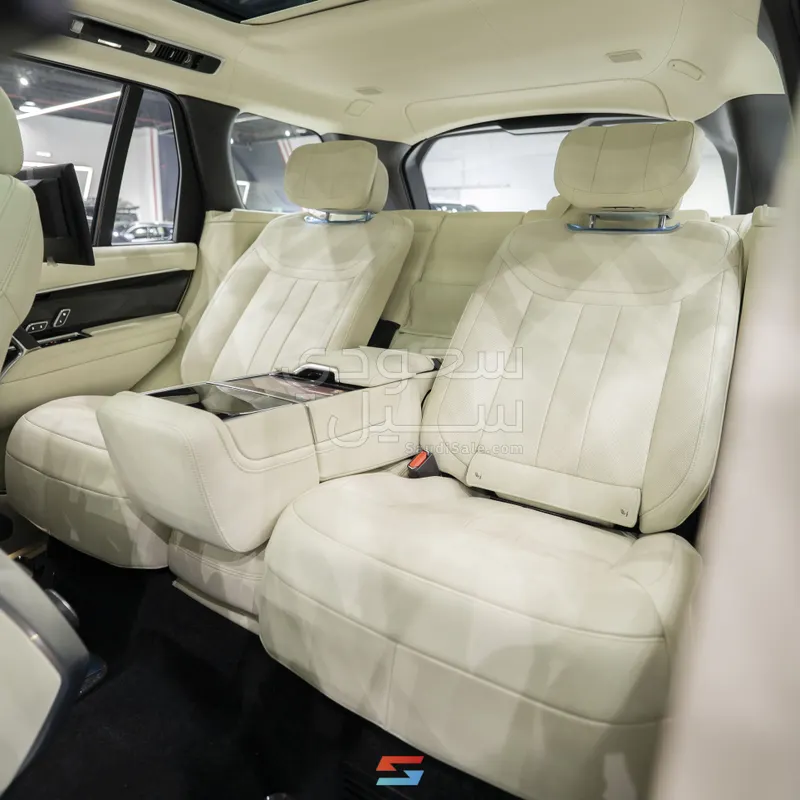 2024 لاند روفر رينج روفر اوتوبيوغرافي