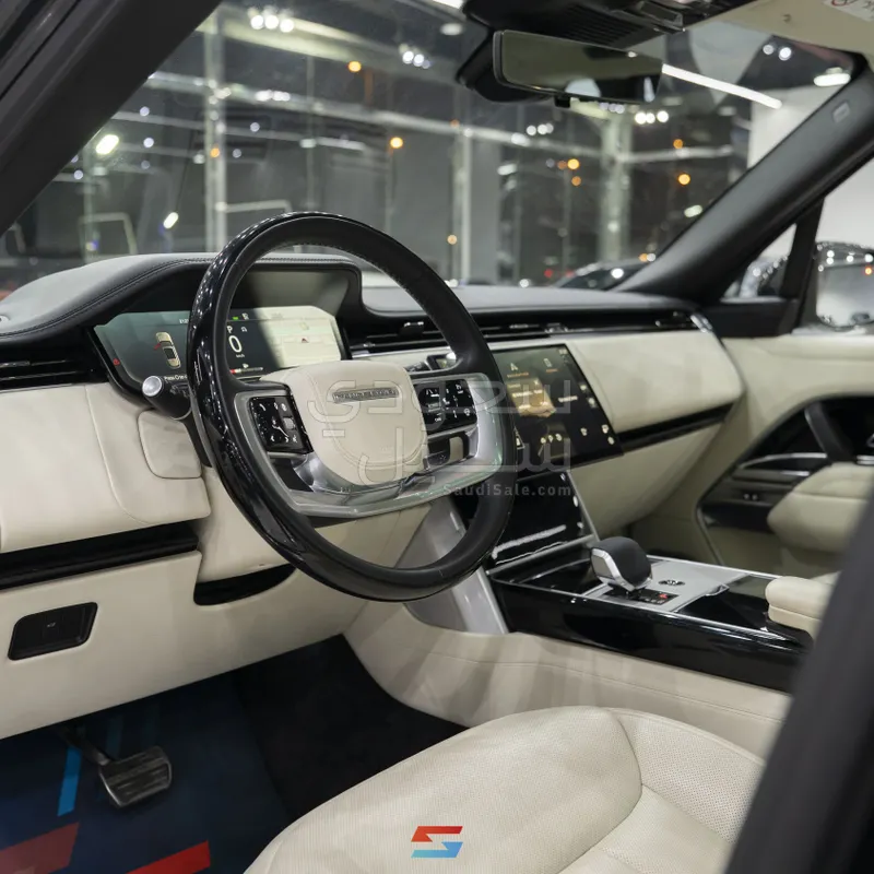 2024 لاند روفر رينج روفر اوتوبيوغرافي