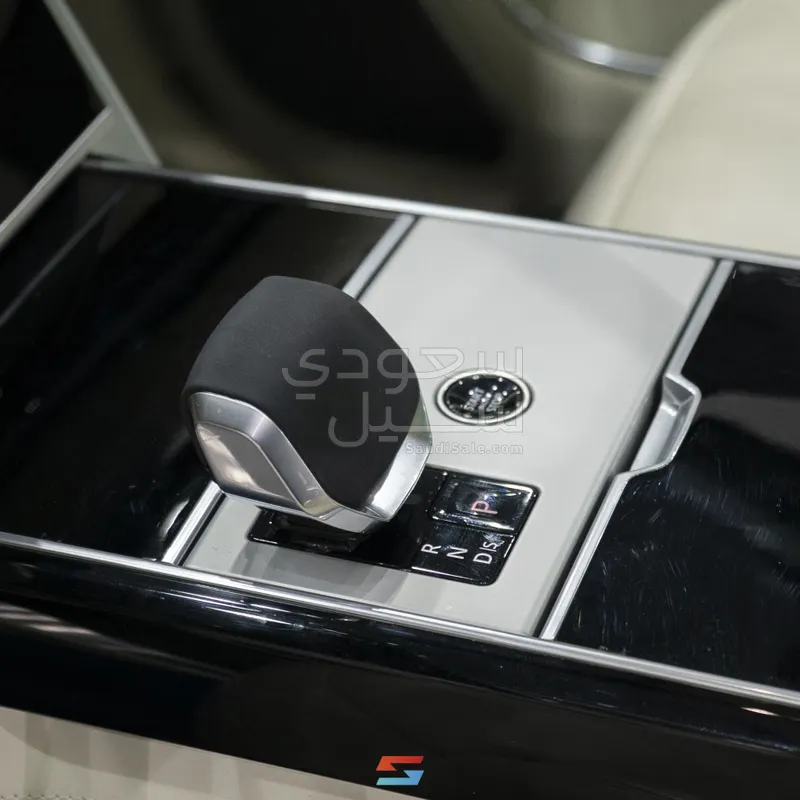 2024 لاند روفر رينج روفر اوتوبيوغرافي