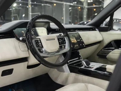 2024 لاند روفر رينج روفر اوتوبيوغرافي