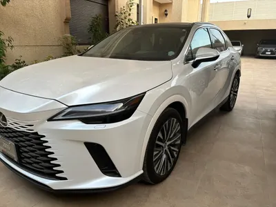 2023 لكزس أر إكس 450 هايبرد