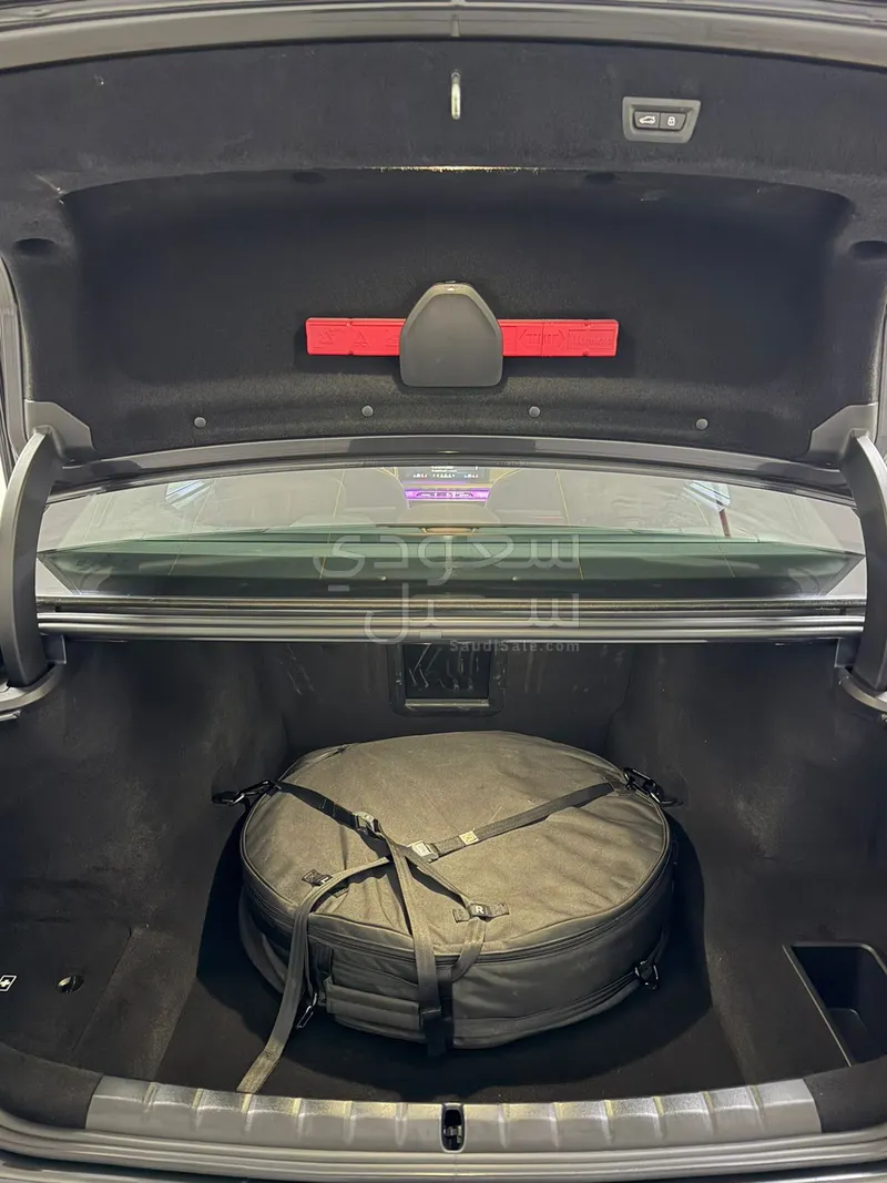 2023 بي ام دبليو الفئة السابعة 735 إل أي