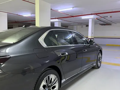 2023 بي ام دبليو الفئة السابعة 735 إل أي