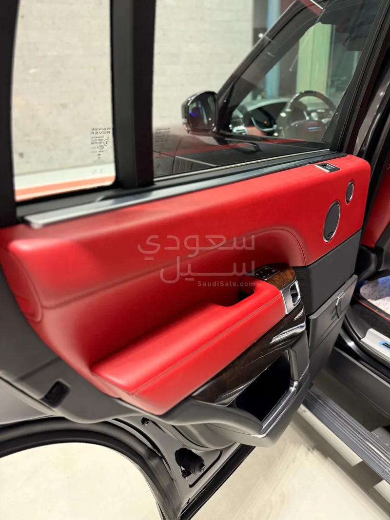 2016 لاند روفر رينج روفر اوتوبيوغرافي