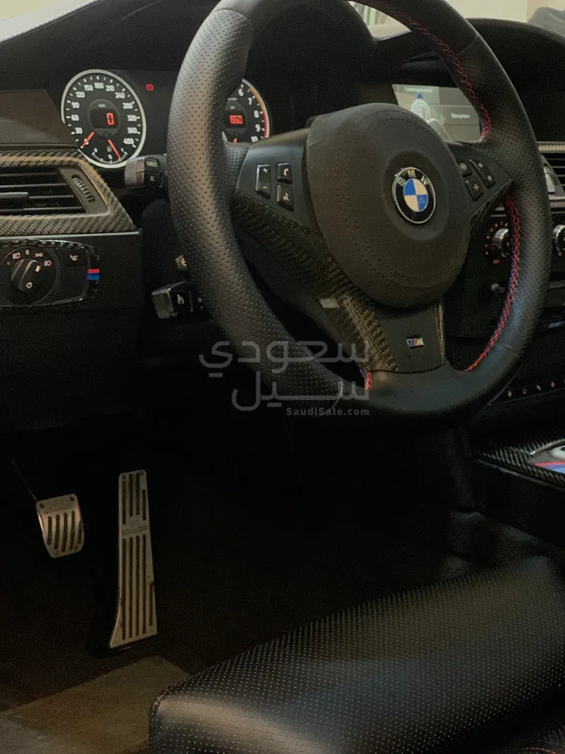 2006 بي ام دبليو الفئة ام إم 5