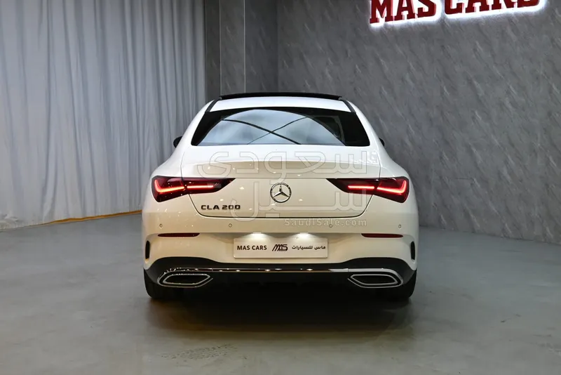 2025 مرسيدس - بنز سي إل أي 200