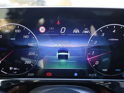 2026 مرسيدس - بنز إي 300