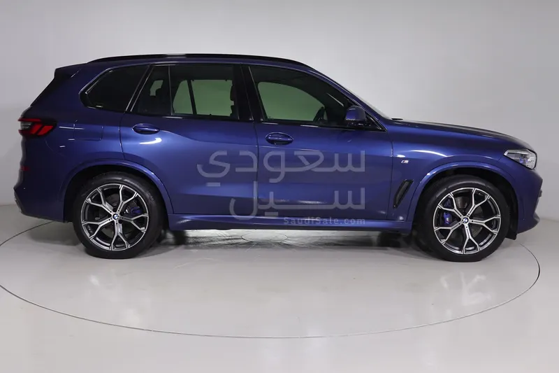 2022 بي ام دبليو الفئة اكس 5 إم كت