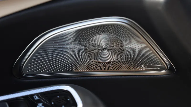 2026 مرسيدس - بنز إي 300 أي إم جي