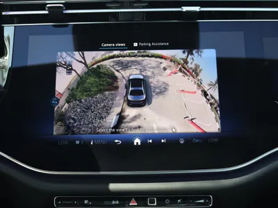 2026 مرسيدس - بنز إي 300 أي إم جي