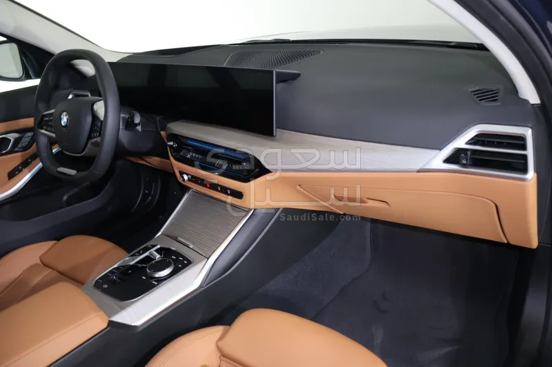 2025 بي ام دبليو الفئة الثالثة 318 أي