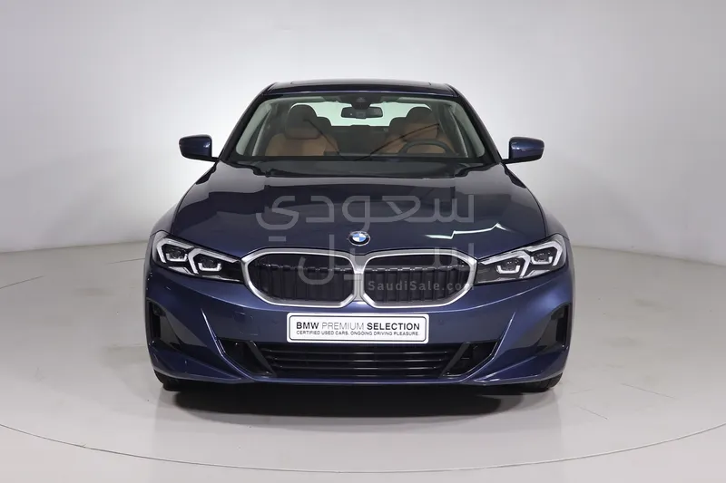 2025 بي ام دبليو الفئة الثالثة 318 أي