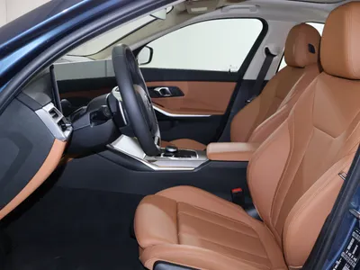 2025 بي ام دبليو الفئة الثالثة 318 أي