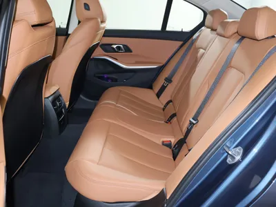 2025 بي ام دبليو الفئة الثالثة 318 أي