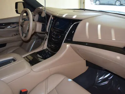 2018 كاديلاك اسكاليد بلاتينيوم