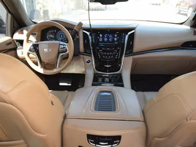 2018 كاديلاك اسكاليد بلاتينيوم