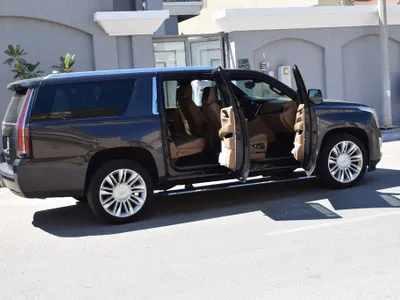 2018 كاديلاك اسكاليد بلاتينيوم