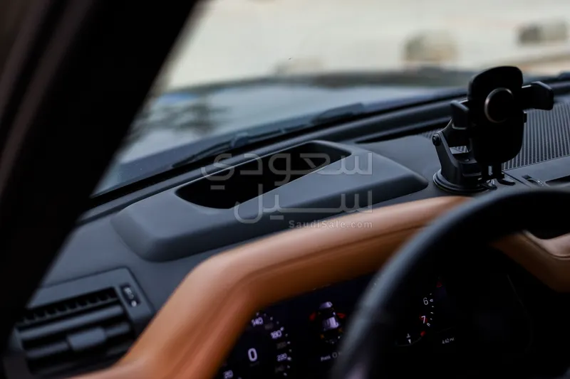 2020 لاند روفر ديفيندر اتش اس اي