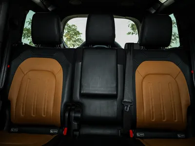 2020 لاند روفر ديفيندر اتش اس اي