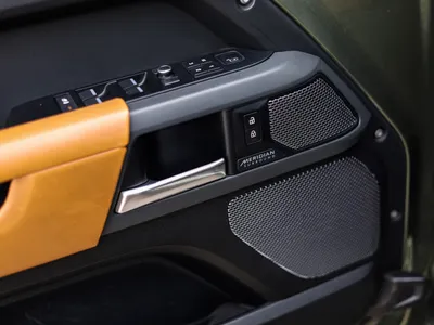 2020 لاند روفر ديفيندر اتش اس اي