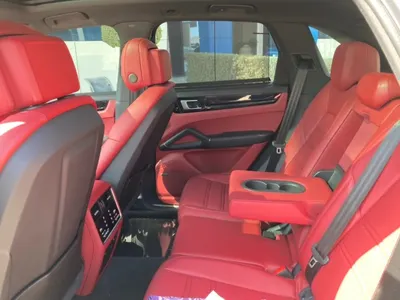 2021 بورش كايين اس