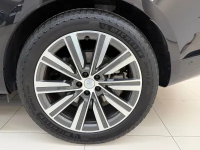 2025 لاند روفر رينج روفر اتش اس اي