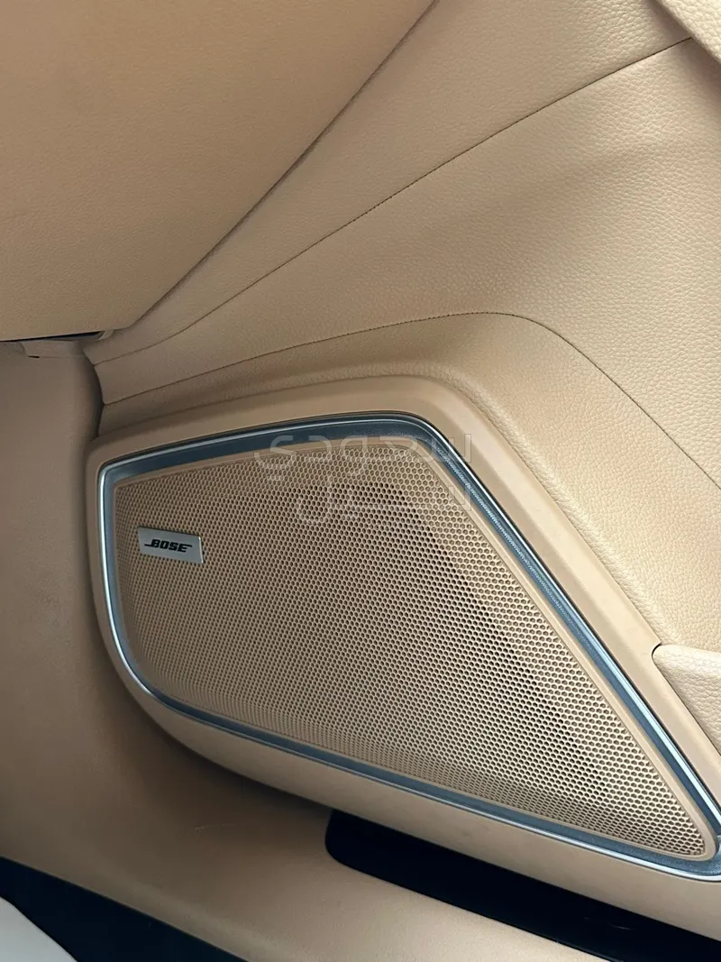 2022 بورش بانميرا بلاتنيوم اديشن