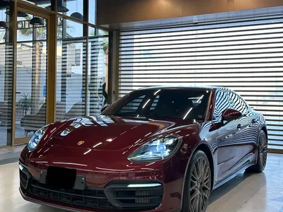 2022 بورش بانميرا بلاتنيوم اديشن