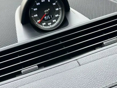 2022 بورش بانميرا بلاتنيوم اديشن