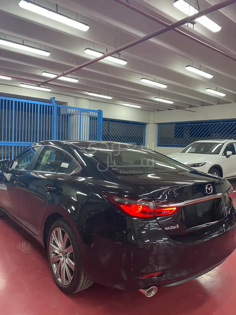 2024 مازدا مازدا 6