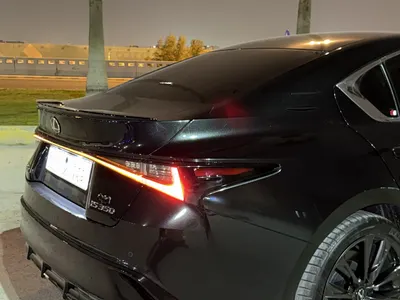 2024 لكزس آي إس 350 إف