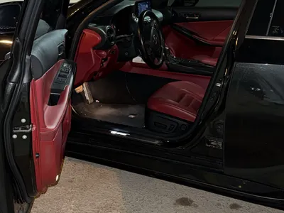 2024 لكزس آي إس 350 إف