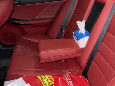 2024 لكزس آي إس 350 إف