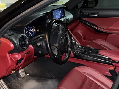 2024 لكزس آي إس 350 إف