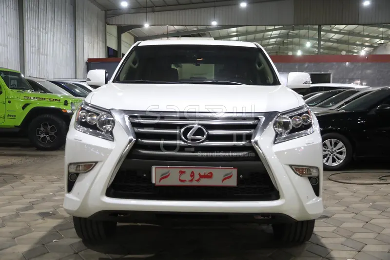 2015 لكزس جي إكس 460