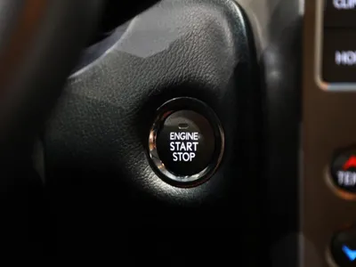 2015 لكزس جي إكس 460