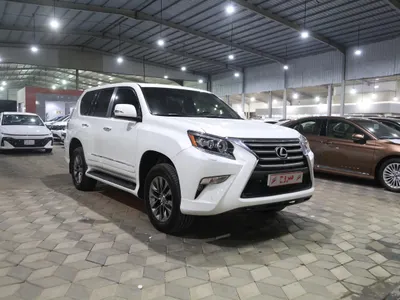 2015 لكزس جي إكس 460