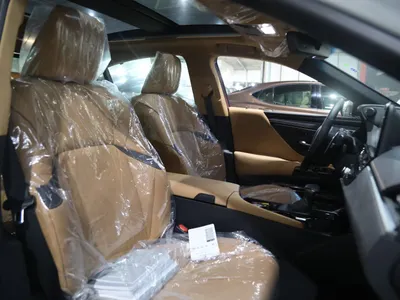 2025 لكزس إي إس 350 دي دي