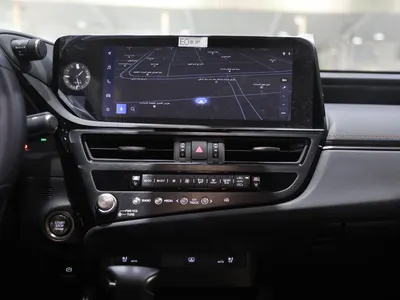 2025 لكزس إي إس 350 دي دي