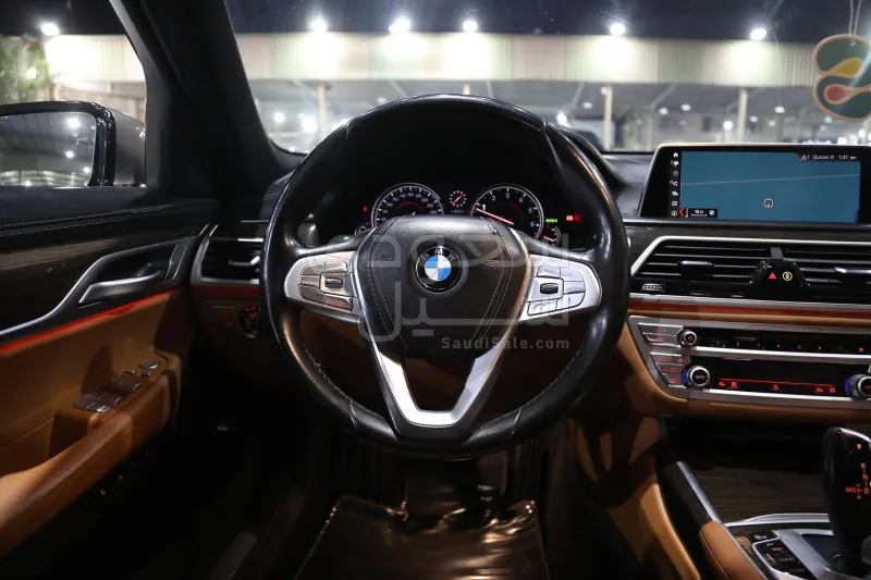 2019 بي ام دبليو الفئة السابعة 730 إل أي