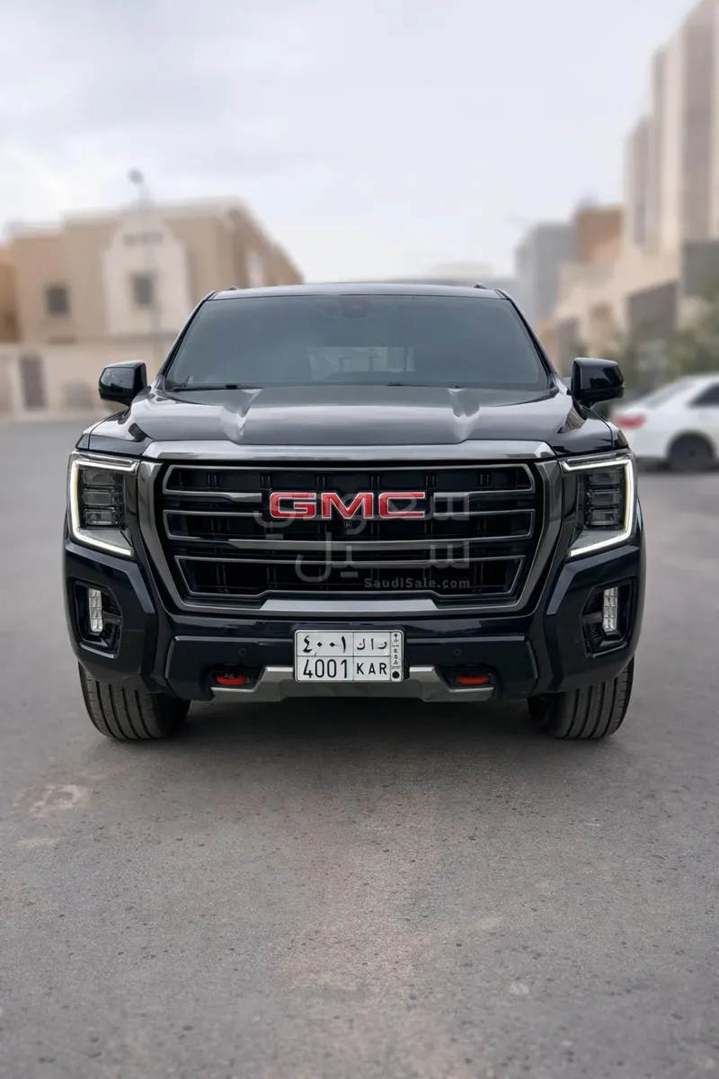 2021 جي ام سي يوكون اي تي 4