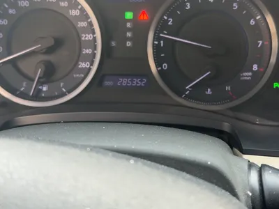 2011 لكزس آي إس 300